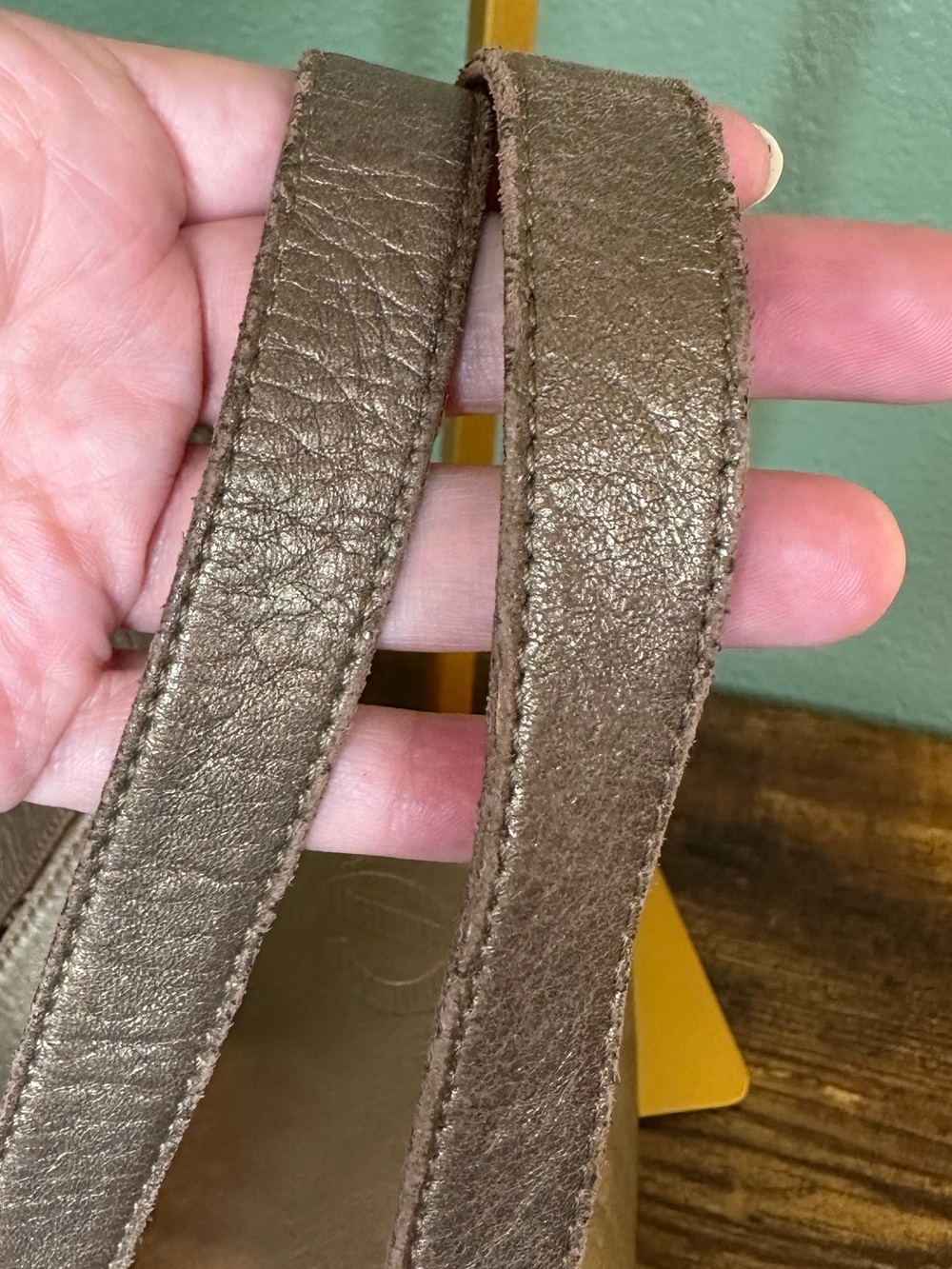 Vintage Loewe Metallic Bronze Gold Leather Shoulder Bag | Y2K | Made in Spain - Picture 12 of 13